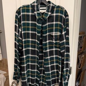 Treasure & Bond Black and Green Plaid Button-Down Shirt